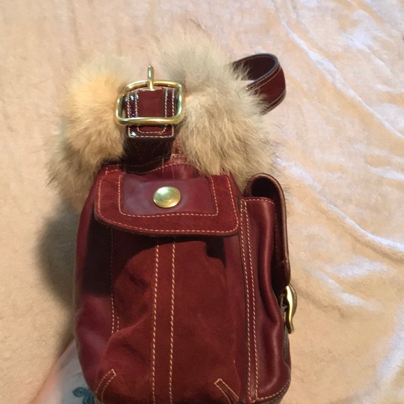 COACH Coyote PKT SFT Duffle Tote;Brass/ Bordeaux- There was only 700 bags made! - Picture 5 of 7